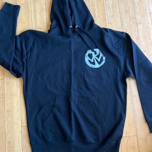 Pennywise hooded long sleeved sweatshirt XL